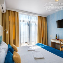 На Черноморской 