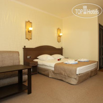 Oriental Hotel