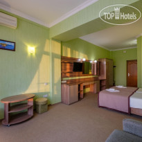 Отель Феодосия  Номер категории "Стандарт Улуч