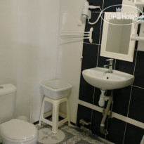 Guest House Breez Санузел 2-комнатного номера
