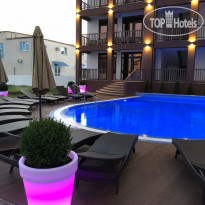 Fibo Guest House 
