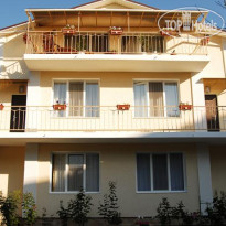 Sun House Отель