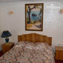 Черноморский 