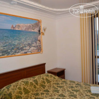 Черноморский 