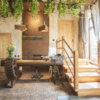 У Медового Моста 