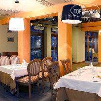 Lumier Hotel & Spa