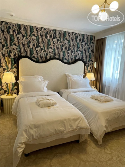 Mr.Just`s Hotel (Мистер Юстс)