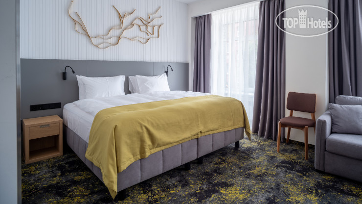 Amber Shore Collection