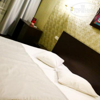 Zuri Hotel
