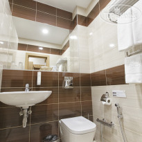 Sky Lux Hotel