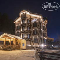 На камушках    