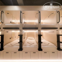 Deep Hotel
