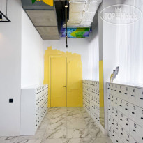 Deep Hotel