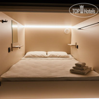 Deep Hotel
