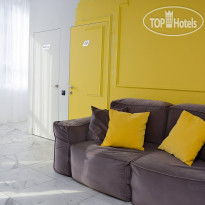 Deep Hotel