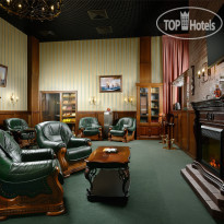 Triumph Hotel 