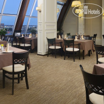 Triumph Hotel 