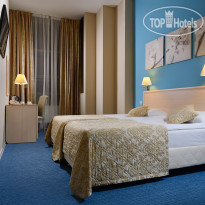 Triumph Hotel