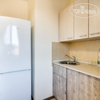 Green Holl Делюкс с кухней и балконом