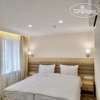 Hotel Zvezda