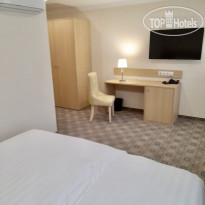 Hotel Zvezda