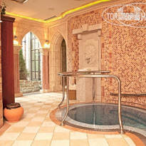 Old House Resort & Spa