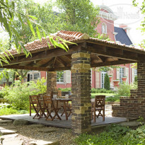 Old House Resort & Spa