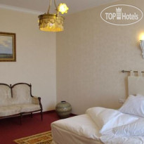 Bristol Hotel