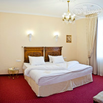 Bristol Hotel