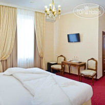 Bristol Hotel