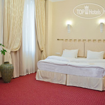 Bristol Hotel