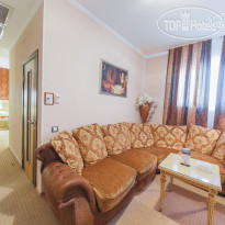 Merotell FAMILY SUITE