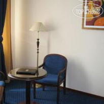 Red Royal Hotel