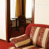 Red Royal Hotel