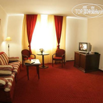 Red Royal Hotel
