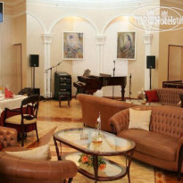 Red Royal Hotel