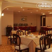 Red Royal Hotel