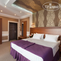 Chocolatier Hotel