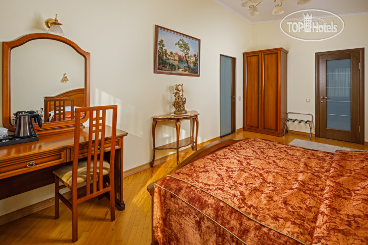 Hotel photo Иностранец 4*