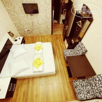 Atmosphere Capsule Hostel 