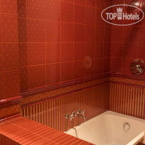 Razumovsky Business Club Hotel 