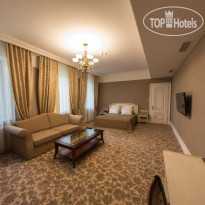 Razumovsky Business Club Hotel
