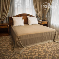 Razumovsky Business Club Hotel