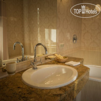 Razumovsky Business Club Hotel