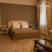 Razumovsky Business Club Hotel