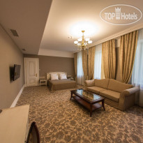 Razumovsky Business Club Hotel