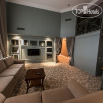 Razumovsky Business Club Hotel