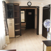 Континент номер Люкс, гостиная