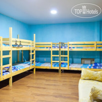 Достоевский Хостел 12-местный общий номер