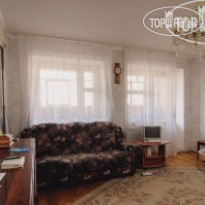 Romanov Hostel 